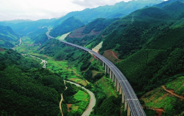 阳朔至鹿寨高快公路